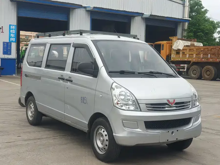 Wuling Rongguang S