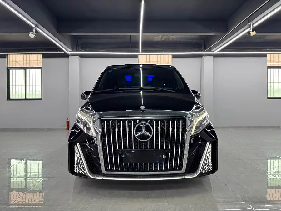 Mercedes Benz Vito