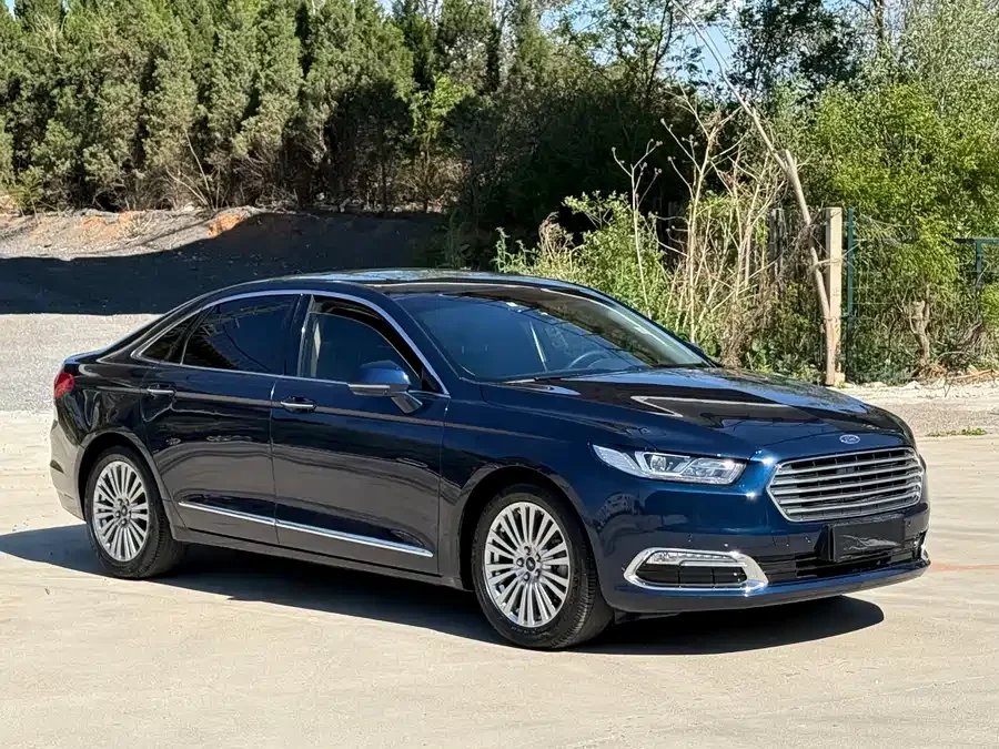 Ford Taurus