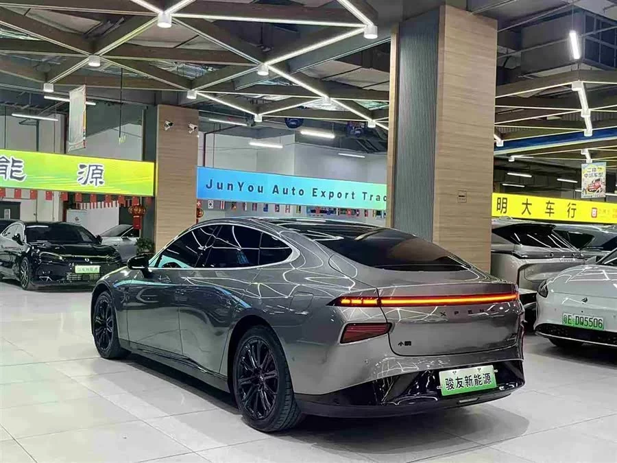 Xpeng P7