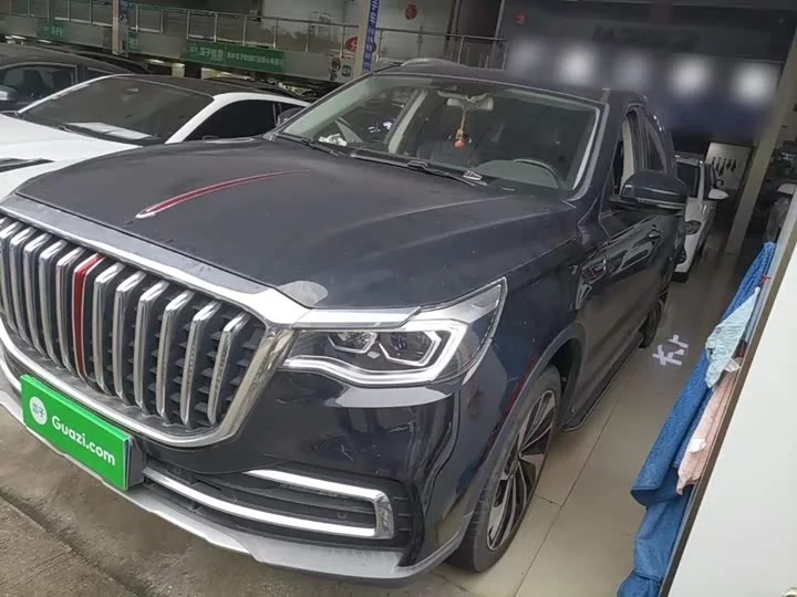 Hongqi HS7