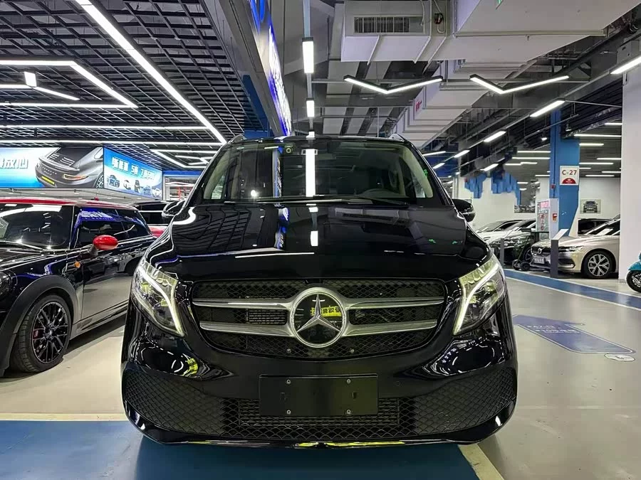 Mercedes Benz Class V