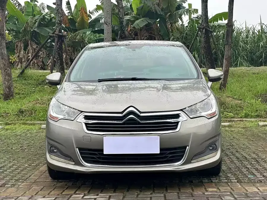 Citroën C4L