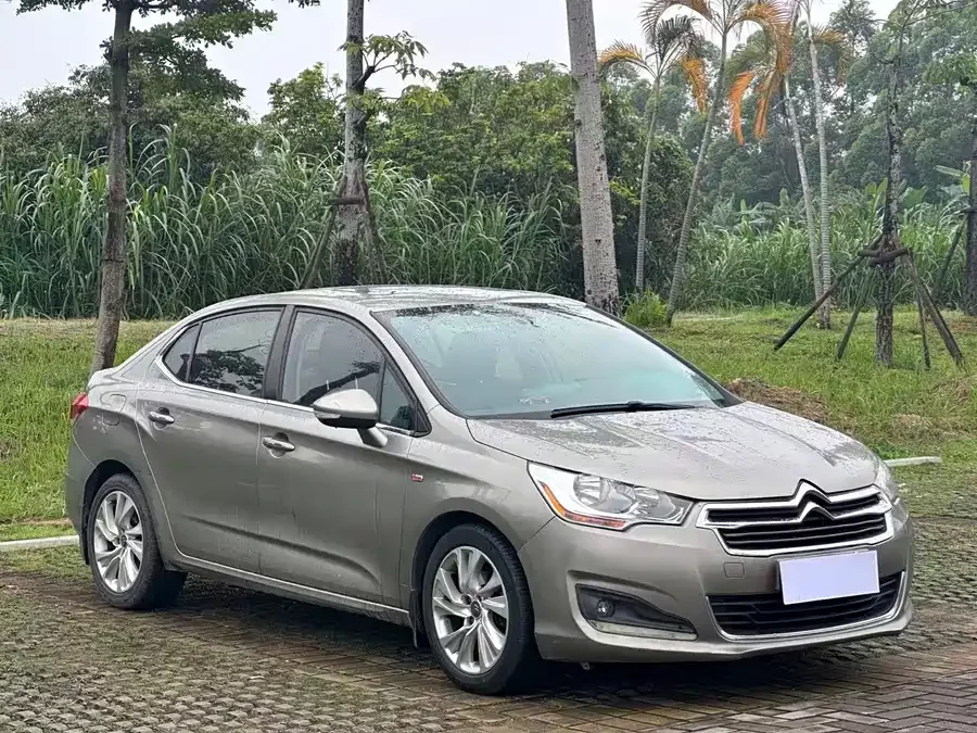 Citroën C4L