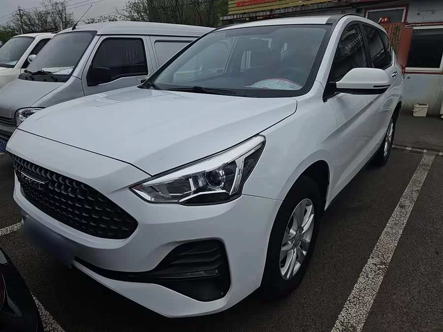 Haval M6