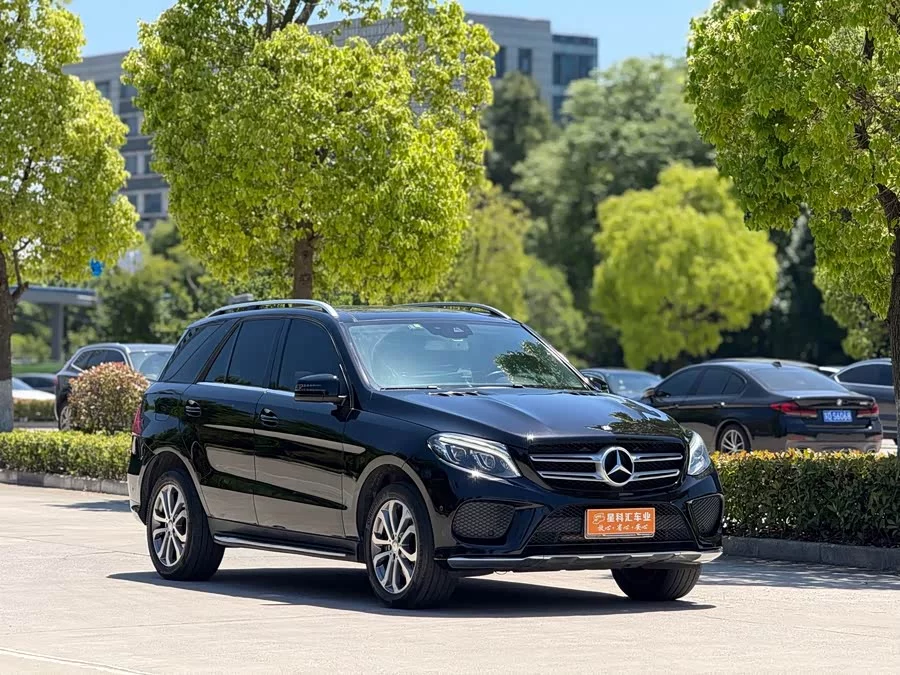 Mercedes Benz GLE (Imported)