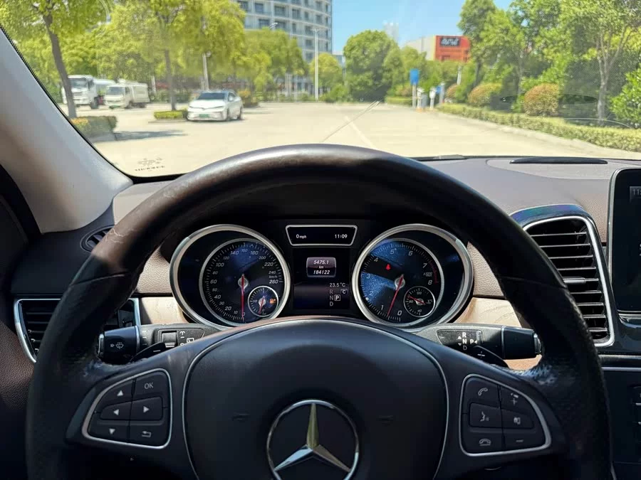 Mercedes Benz GLE (Imported)