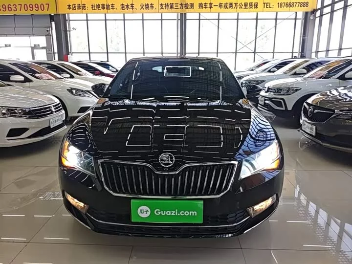 Skoda SuperB