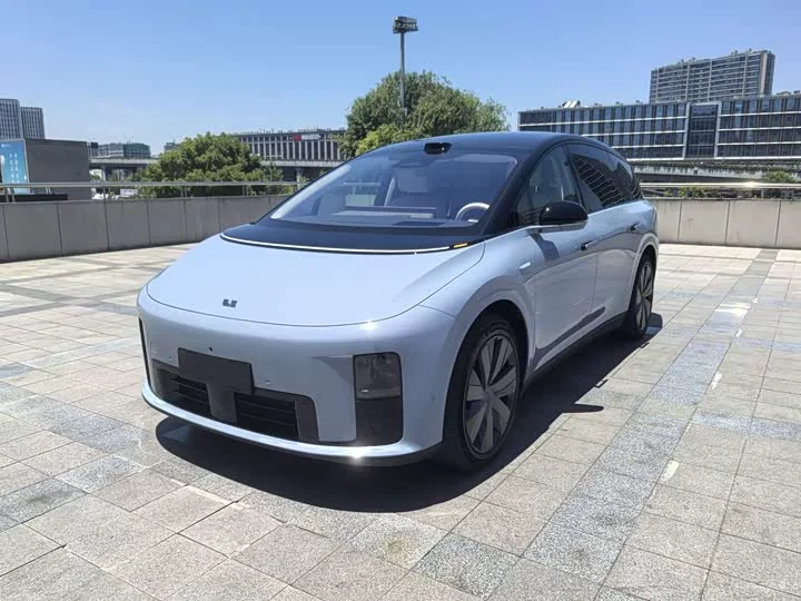 Li Ideal i8
