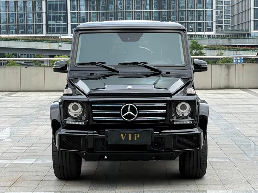 Mercedes Benz G-rated