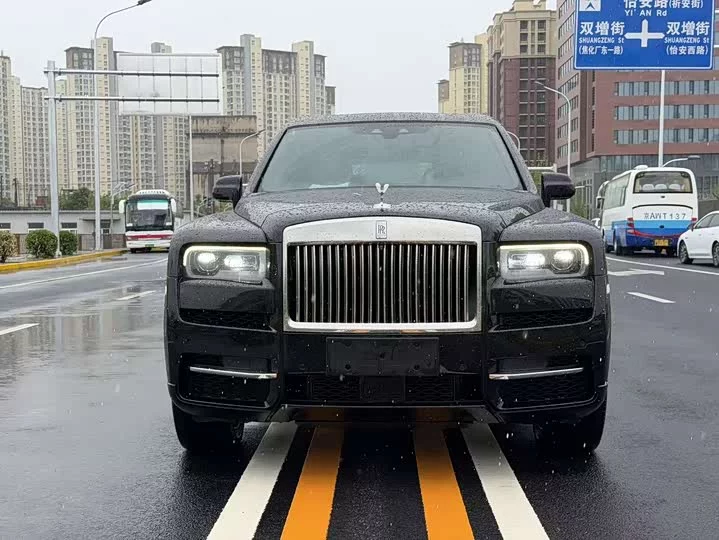 Rolls Royce Cullinan