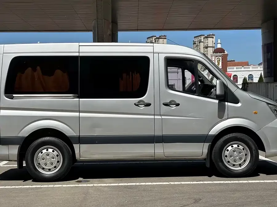 Foton Tuano