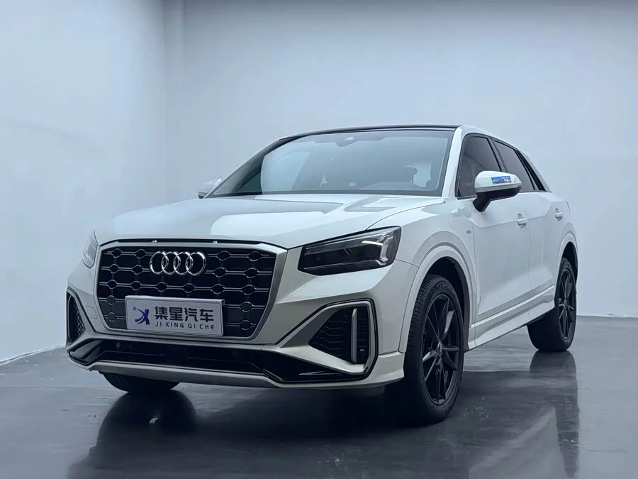 Audi Q2L