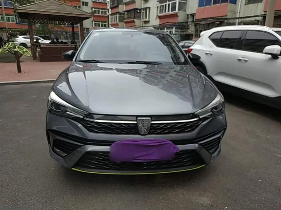 Roewe i5
