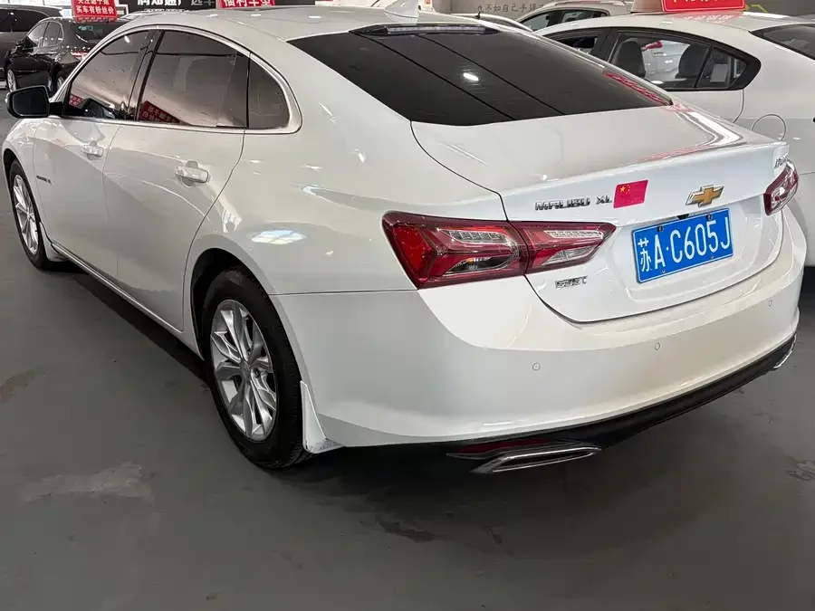 Chevrolet Malibu XL