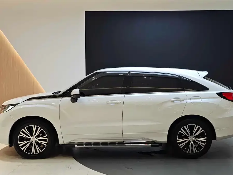 Honda Crown Road