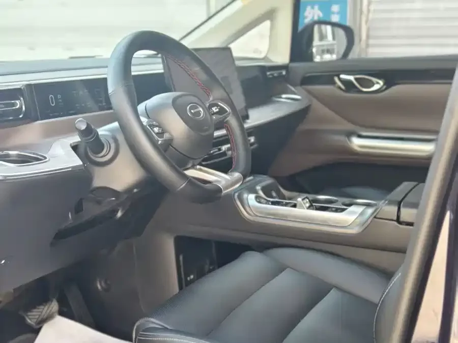 GAC Trumpchi E8 PHEV