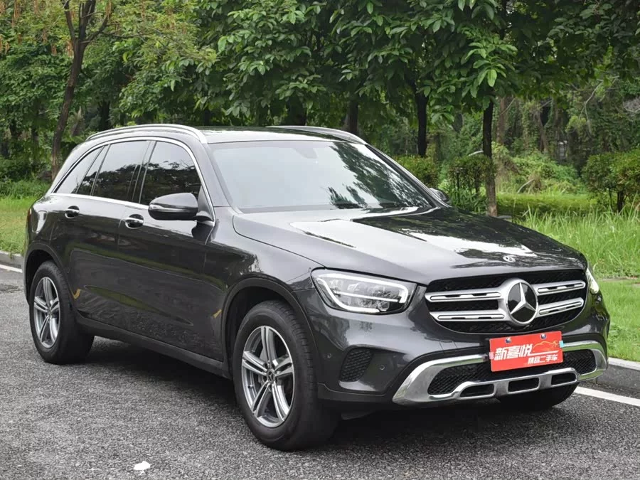 Mercedes Benz GLC