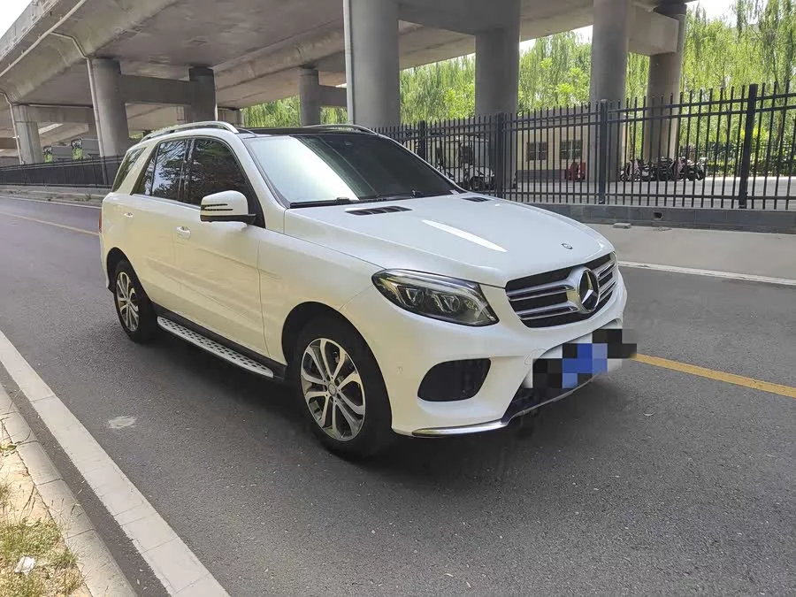 Mercedes Benz GLE (Imported)