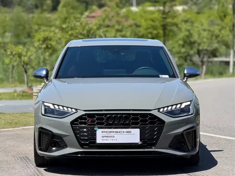 Audi S4