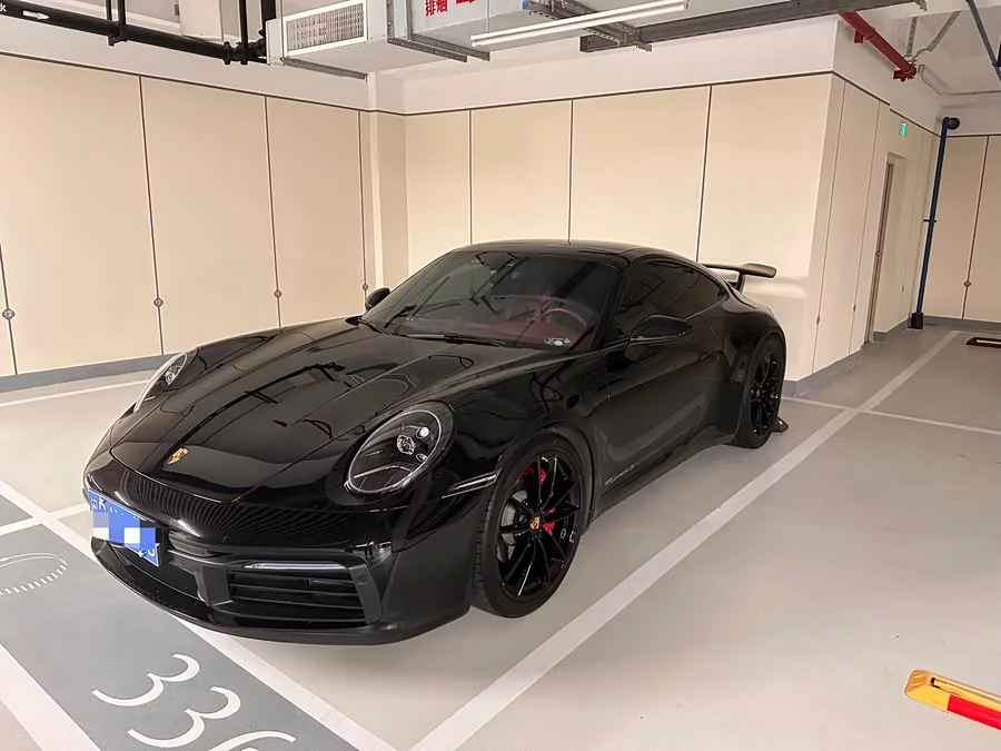 Porsche 911