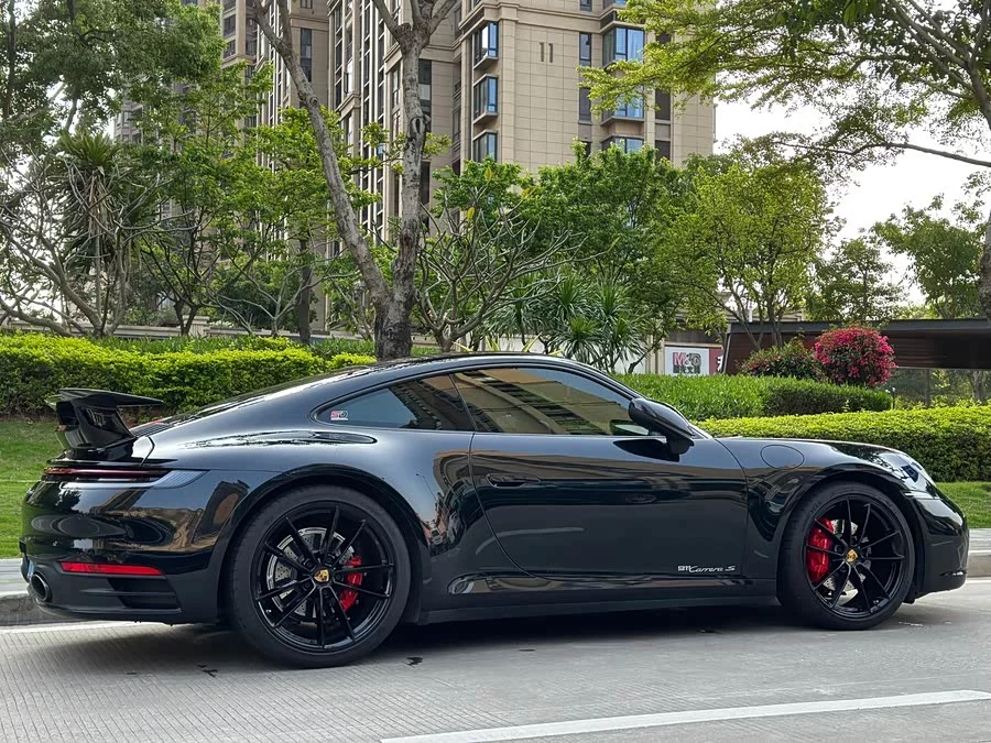 Porsche 911