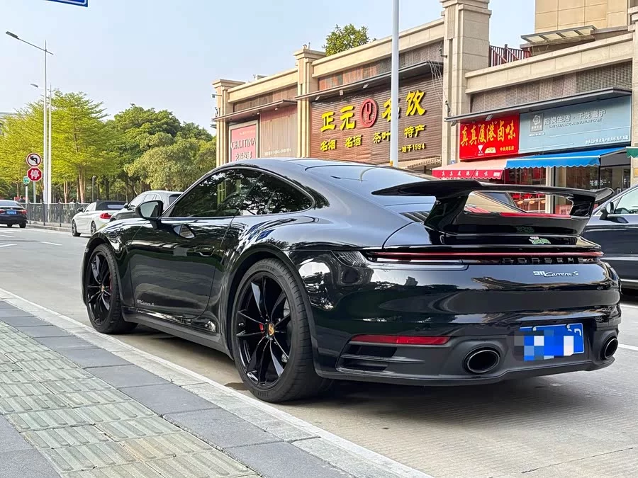 Porsche 911