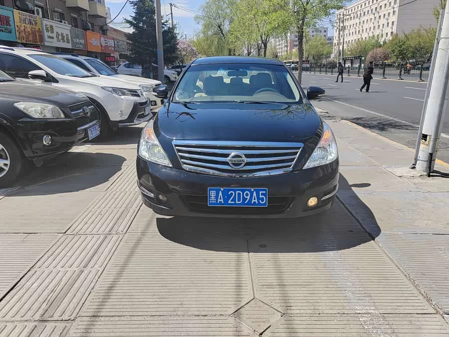 Nissan Teana