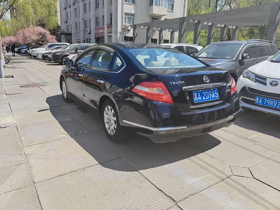 Nissan Teana