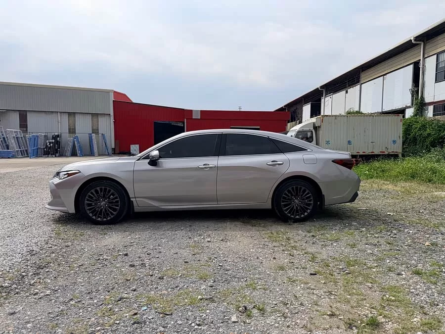 Toyota Avalon