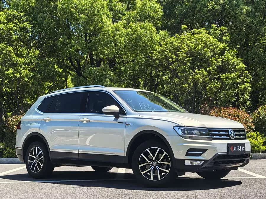 Volkswagen Tiguan L
