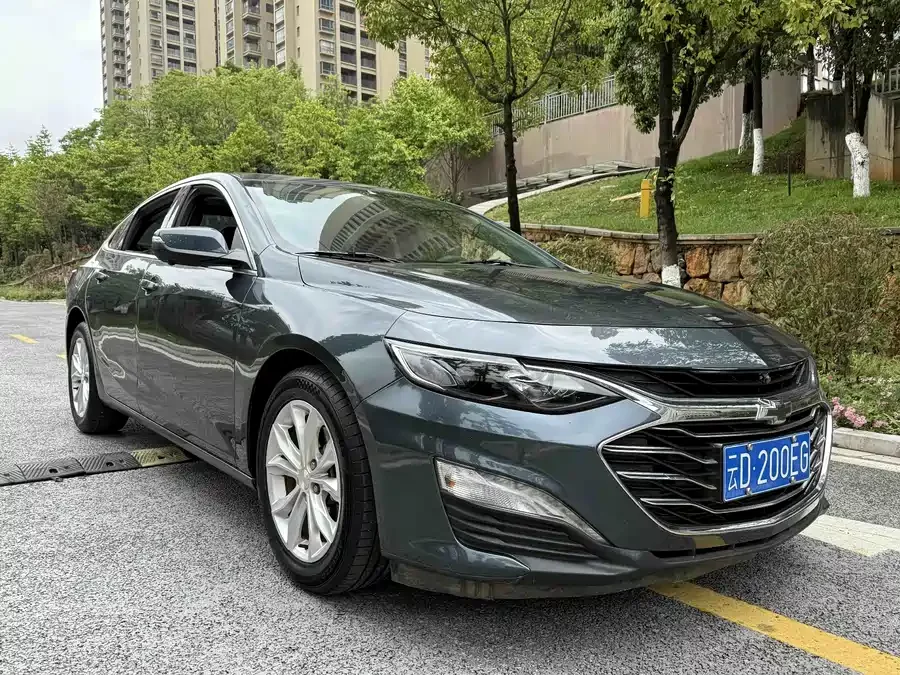 Chevrolet Malibu XL