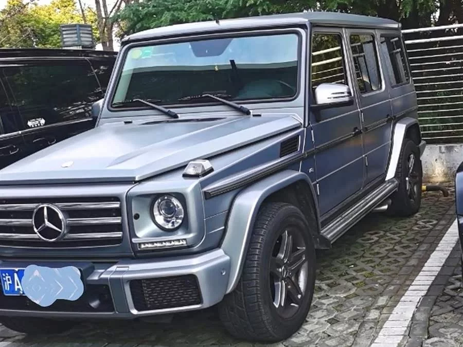 Mercedes Benz G-rated