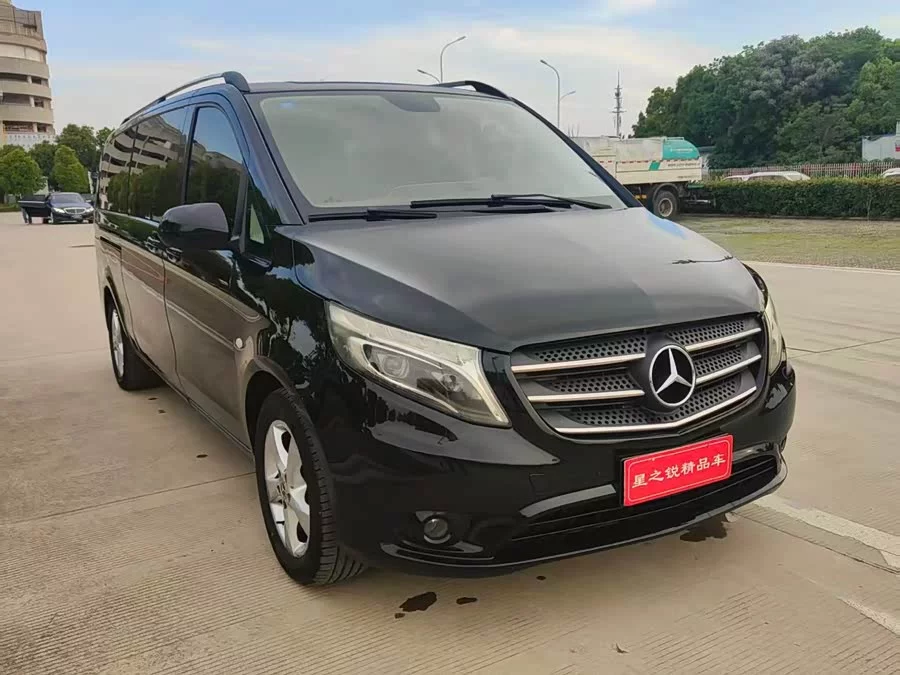 Mercedes Benz Vito