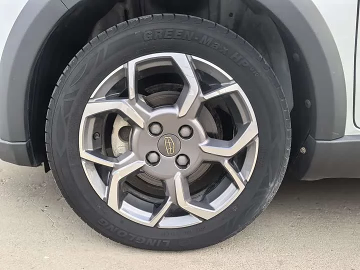Geely Vision X1