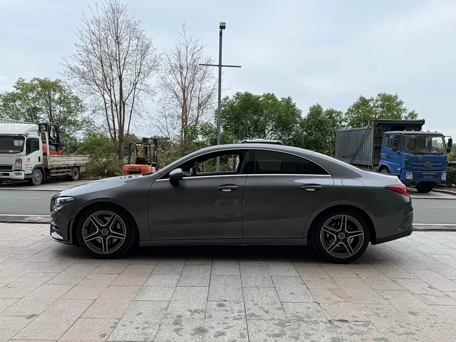 Mercedes-Benz CLA