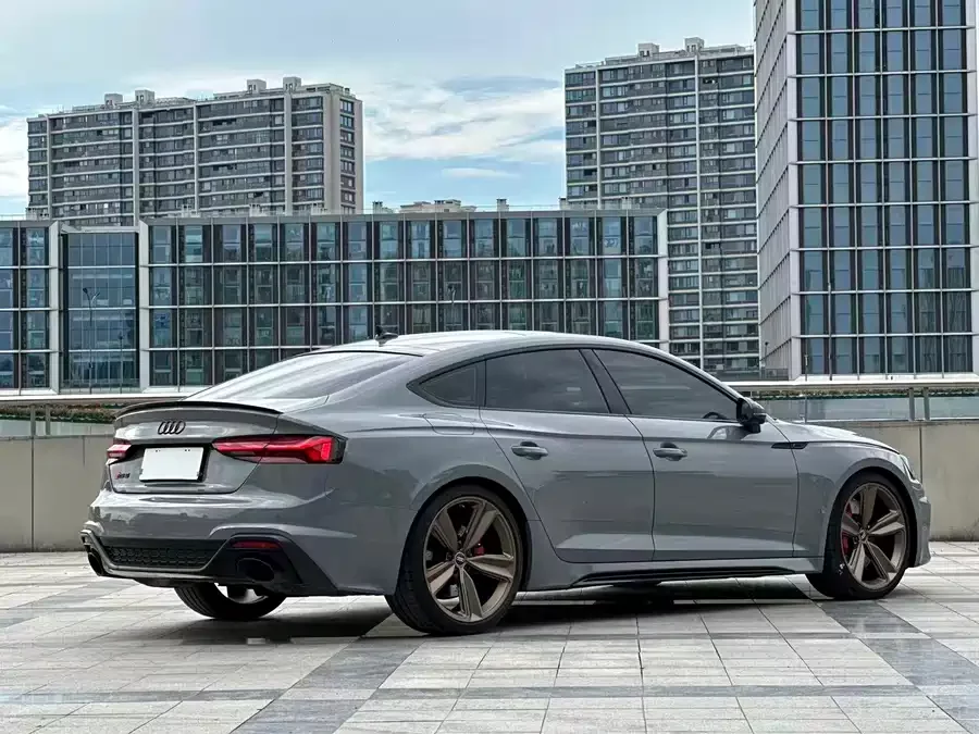 Audi RS 5