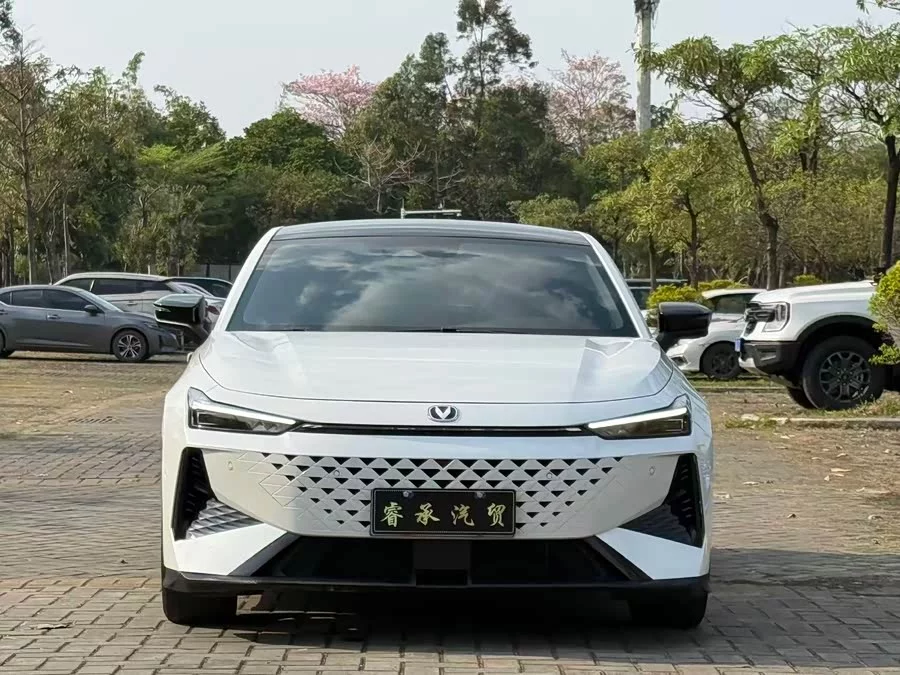 Changan UNI-V