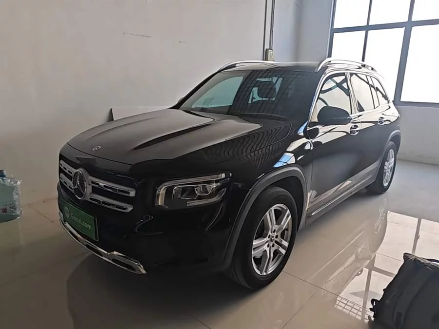 Mercedes Benz GLB