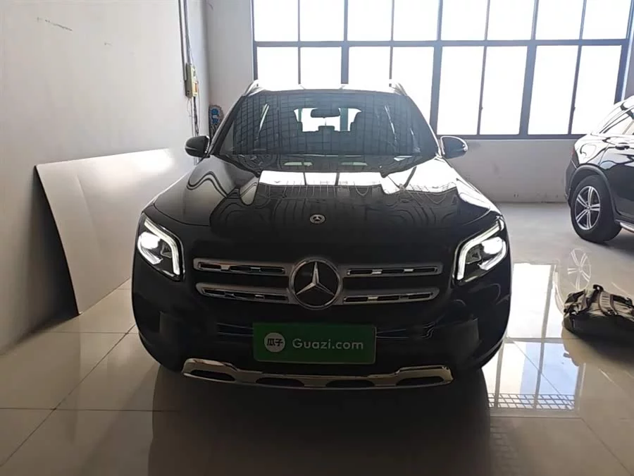 Mercedes Benz GLB
