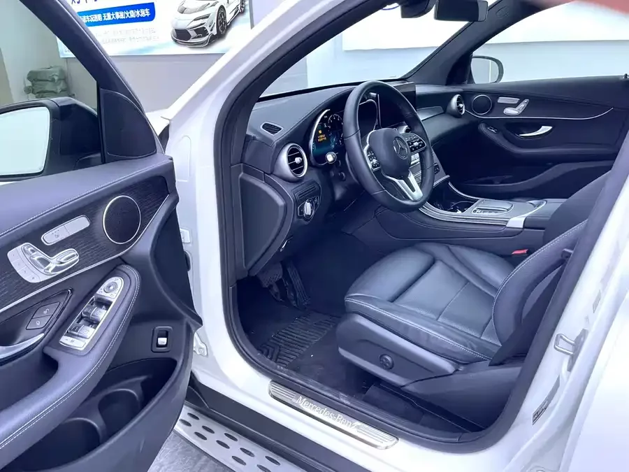 Mercedes Benz GLC coupe