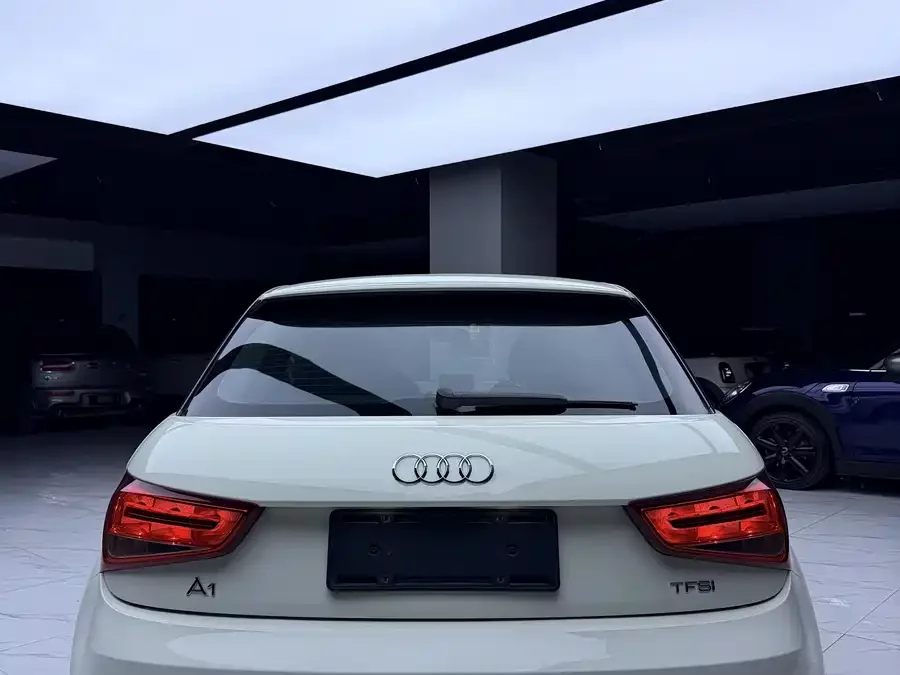 Audi A1