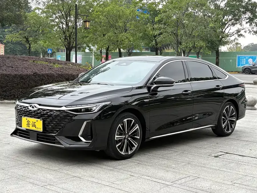 Chery Arrizo 8