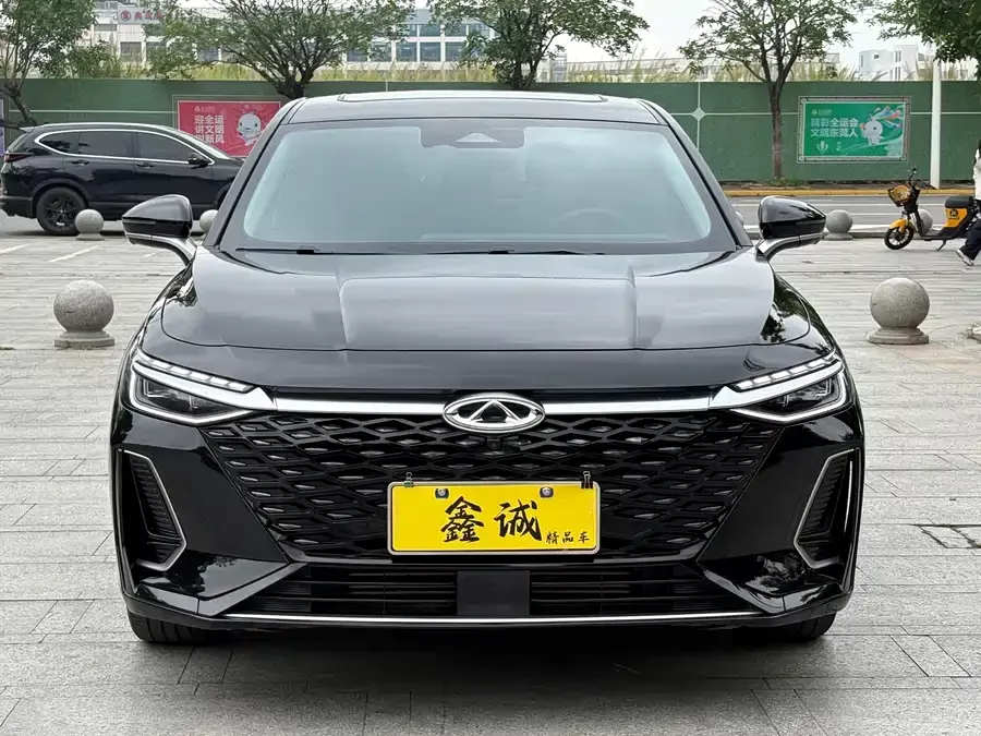 Chery Arrizo 8