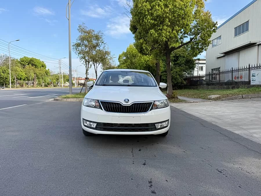 Skoda Rapid