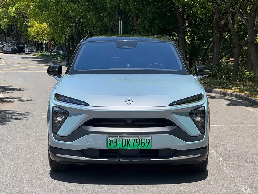 NIO ES6