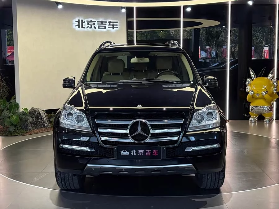 Mercedes Benz GL-Class