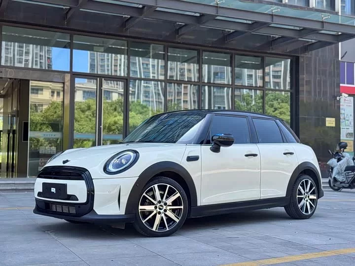 MINI 