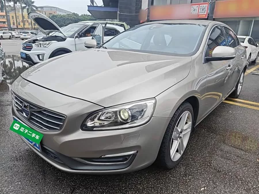 Volvo S60