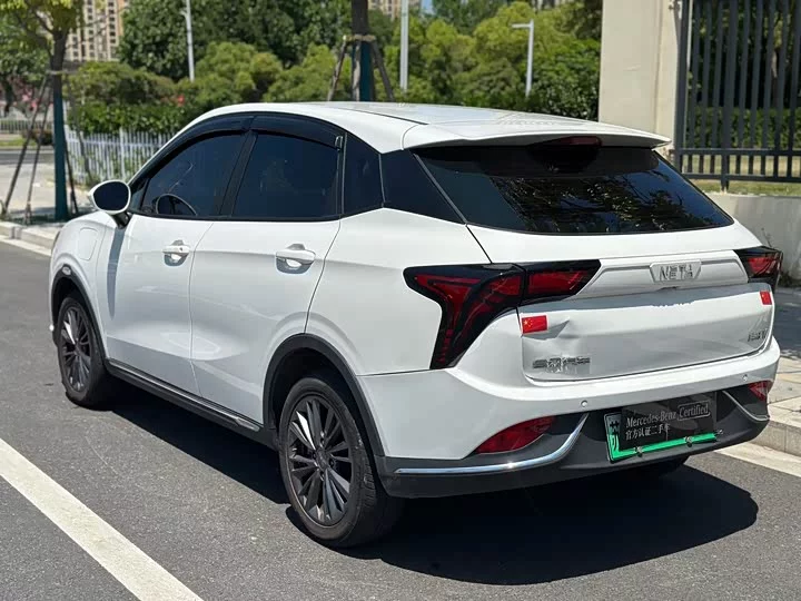 NETA Nezha V